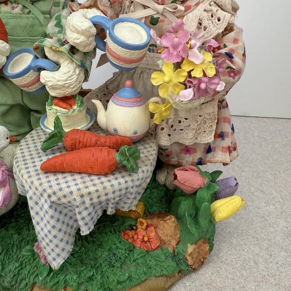 Vintage Fabric Mach's Resin Easter Bunnies Picnic Swinging Set‎ - Picture 4 of 15